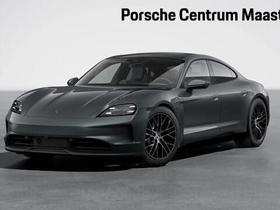 Grijs Gebruikt 2024 Porsche Taycan Sedan | € 99.750 (Iets duurder)
