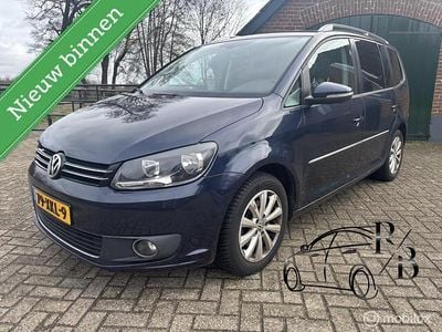 Occasion VW Touran Highline 105 PK (77 kW) 2012 Blauw (metallic) MPV