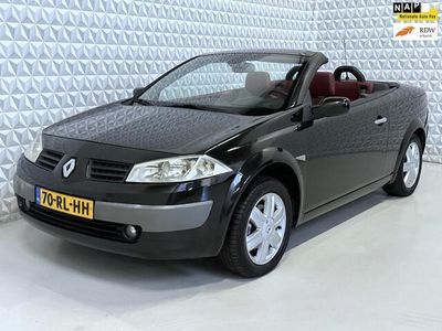 tweedehands Renault Mégane Cabriolet Coupé- 2.0-16V Privilège Luxe Elektrische kap + Leder interieur