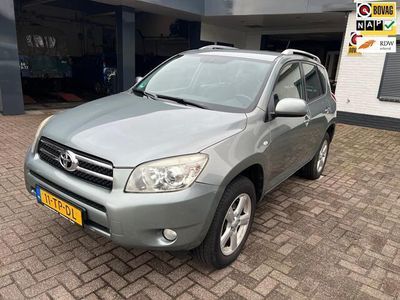 tweedehands Toyota RAV4 2.0 VVTi Executive automaat / Navi / Keyless / trekhaak /clima