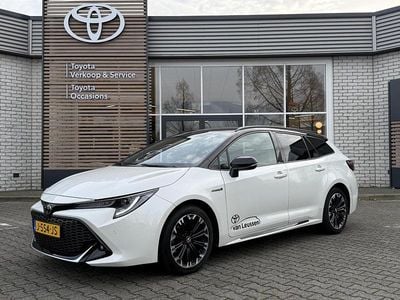 Wit Gebruikt 2020 Toyota Corolla Sport Stationwagen | € 23.900 (Eerlijke prijs)