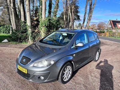 Grijs Gebruikt 2012 Seat Altea XL Copa MPV | € 3.500 (Iets duurder)