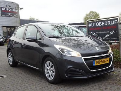 Grijs Gebruikt 2017 Peugeot 208 Active Hatchback | € 8.450 (Eerlijke prijs)