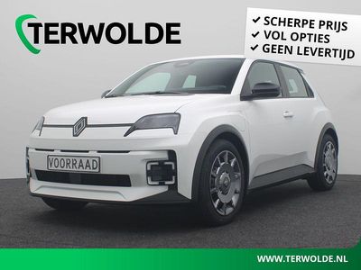 Blanc nacre Nieuw 2025 Renault R5 Evolution Hatchback | € 26.445 (Goede deal)