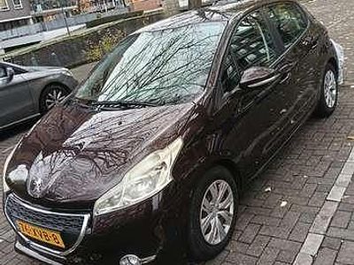 Bruin Occasion 2012 Peugeot 208 Active Hatchback | € 3.500 (Eerlijke prijs)