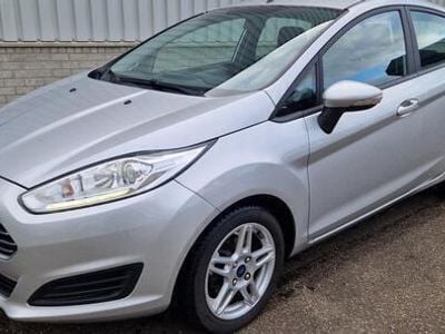 Grijs Gebruikt 2016 Ford Fiesta Style Hatchback | € 5.250 (Iets duurder)