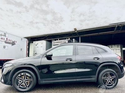 Zwart Gebruikt 2022 Mercedes EQA250 Business SUV | € 22.950