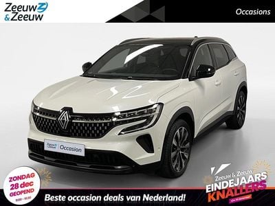 Twotone blanc nacré / noir ét Gebruikt 2023 Renault Austral Techno SUV | € 28.935 (Eerlijke prijs)