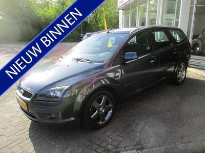 tweedehands Ford Focus Wagon 1.6-16V Futura Leuke Station!