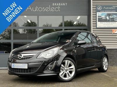 tweedehands Opel Corsa 1.2 OPC-Line Airco Cruise 17" LMV