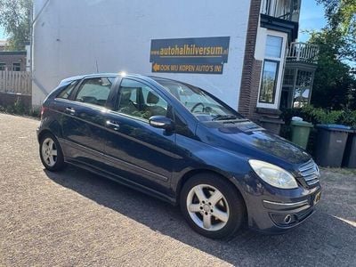 Mercedes B200