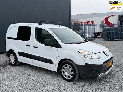 Wit Occasion 2010 Peugeot Partner MPV | € 2.299 (Eerlijke prijs)