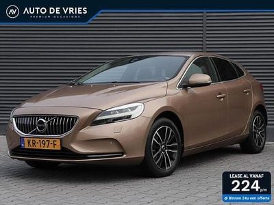 Bruin Gebruikt 2016 Volvo V40 Summum Hatchback | € 13.850 (Eerlijke prijs)