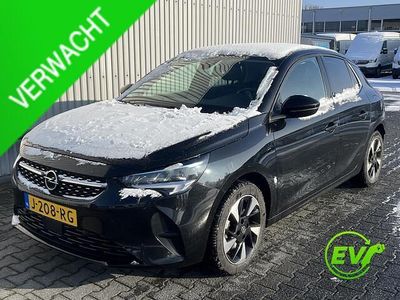 Zwart Occasion 2020 Opel Corsa-e Elegance Hatchback | € 12.900 (Eerlijke prijs)