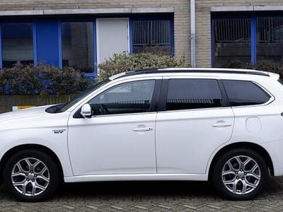 Occasion Mitsubishi Outlander Instyle 121 PK (88 kW) 2014 Wit SUV