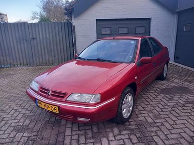 Occasion Citroën Xantia 110 PK (80 kW) 2001 Rood Hatchback