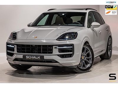 Grijs Occasion 2023 Porsche Cayenne SUV | € 94.950 (Eerlijke prijs)