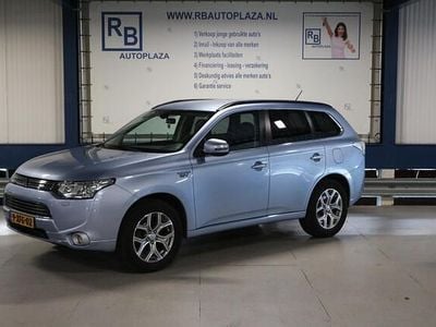 Blauw Gebruikt 2014 Mitsubishi Outlander Edition SUV | € 6.950 (Eerlijke prijs)