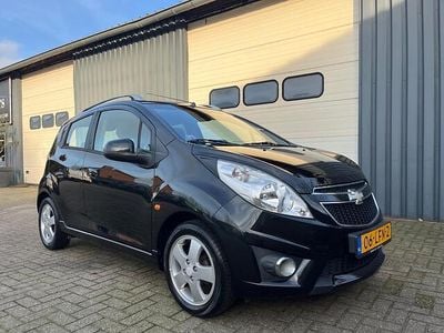Zwart Gebruikt 2010 Chevrolet Spark LT Hatchback | € 2.995 (Eerlijke prijs)