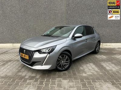 Occasion Peugeot 208 Allure 101 PK (74 kW) 2021 Grijs Hatchback