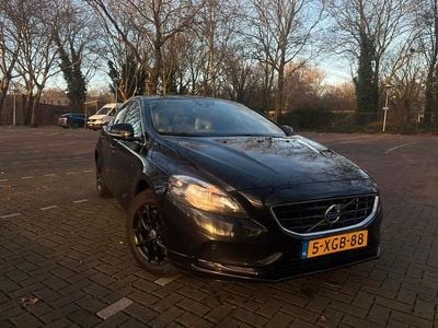 Gebruikt 2014 Volvo V40 Summum | € 3.800 (Goede deal)