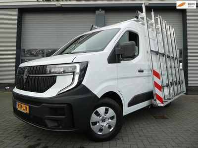 Wit Gebruikt 2024 Renault Master Van | € 41.900 (Duur)
