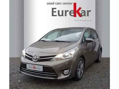 Bruin Gebruikt 2016 Toyota Verso MPV | € 12.990