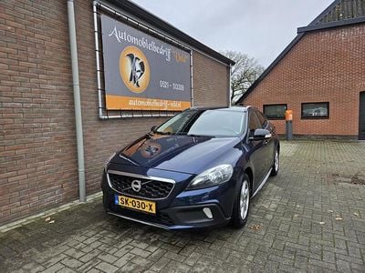 Gebruikt 2013 Volvo V40 CC Summum Stationwagen | € 4.745