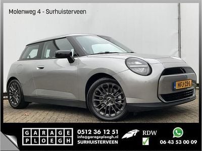 Grijs Gebruikt 2025 Mini Cooper Essential Hatchback | € 24.900 (Duur)