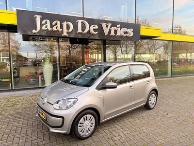Grijs Gebruikt 2015 VW up! move up! Hatchback | € 6.950 (Eerlijke prijs)