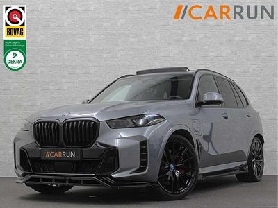 Grijs (metallic) Gebruikt 2024 BMW X5 M Sport SUV | € 101.800 (Iets duurder)
