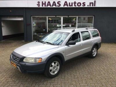 tweedehands Volvo XC70 2.5 T Summum / DEALER SERVICED / LEDER