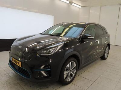 tweedehands Kia e-Niro EXECUTIVELINE 64KWH/LEER/NAV/ACARPLAY/FABRIEKSGARA