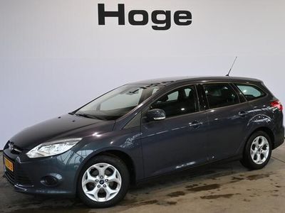 tweedehands Ford Focus Wagon 1.6 TI-VCT Automaat Trend Airco PDC Licht me