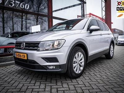 Grijs (metallic) Occasion 2019 VW Tiguan Business SUV | € 19.950 (Super prijs)