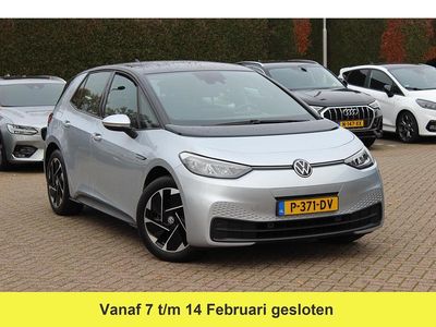 Grijs Occasion 2021 VW ID.3 Pure Hatchback | € 15.750 (Goede deal)