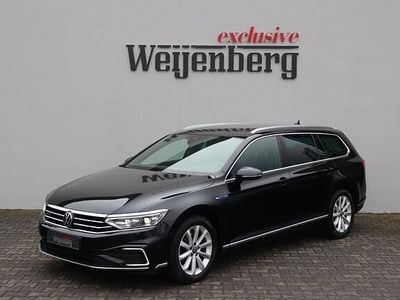 Zwart (metallic) Occasion 2022 VW Passat GTE Stationwagen | € 22.450 (Goede deal)