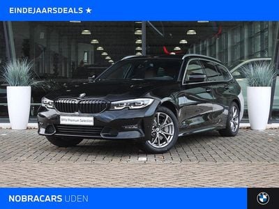 Zwart Gebruikt 2020 BMW 330e Executive Stationwagen | € 27.950 (Eerlijke prijs)