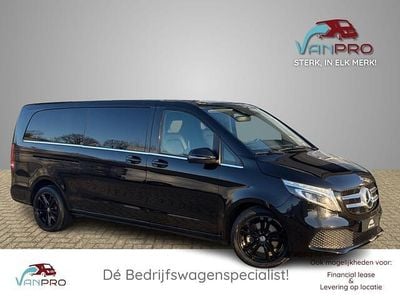 Zwart (metallic) Gebruikt 2020 Mercedes V250 Avantgarde MPV | € 35.900 (Super prijs)