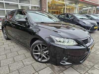 Lexus CT200h