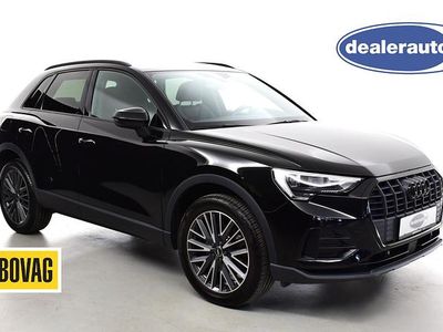 Zwart (metallic) Gebruikt 2022 Audi Q3 S-Line SUV | € 35.750 (Eerlijke prijs)