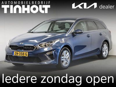Occasion Kia Ceed 2019 Blauw Hatchback