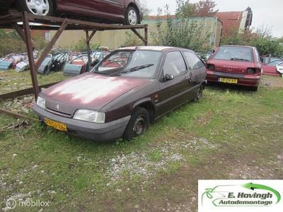 Rood Occasion 1992 Citroën ZX Hatchback | € 550