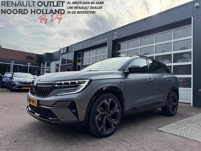 Grijs Nieuw 2025 Renault Austral Iconic Esprit Alpine SUV | € 45.985 (Eerlijke prijs)