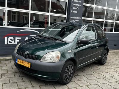 tweedehands Toyota Yaris 1.0-16V VVT-i Terra 90.671 KM Nap