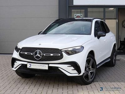 Wit Occasion 2024 Mercedes GLC300e AMG SUV | € 69.850 (Eerlijke prijs)