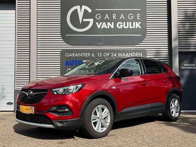 Rood, metallic lak Occasion 2020 Opel Grandland X SUV | € 15.995 (Eerlijke prijs)