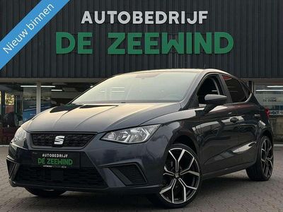 Blauw Gebruikt 2018 Seat Ibiza Reference Hatchback | € 9.998 (Eerlijke prijs)