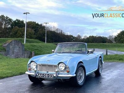 tweedehands Triumph TR4 Topkwaliteit gerestaureerd.