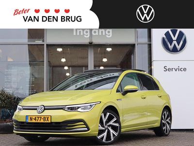 Geel Occasion 2021 VW Golf VII Style Hatchback | € 24.945 (Eerlijke prijs)
